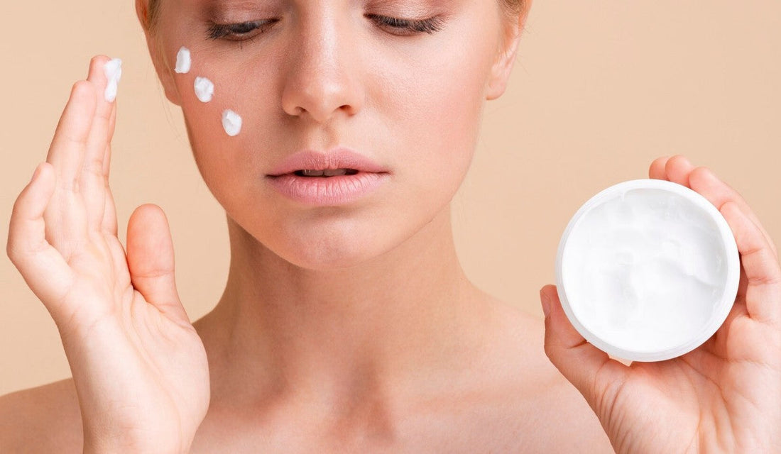 Caudalie avis dermatologue : la marque “naturelle chic” tient-elle vraiment ses promesses ?