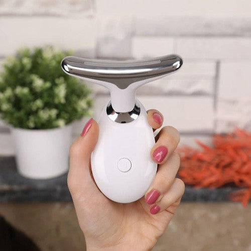 Skinova Beauty avis : Lumi Beauty tient-il vraiment sa promesse de glow anti-âge ?