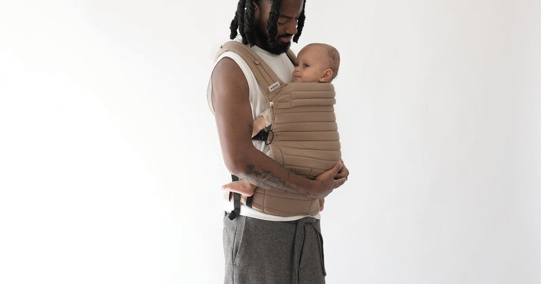 Moom Paris avis : un porte-bébé physiologique certifié, de vraies photos et un vrai Trustpilot, mais 159 € et des délais rallongés