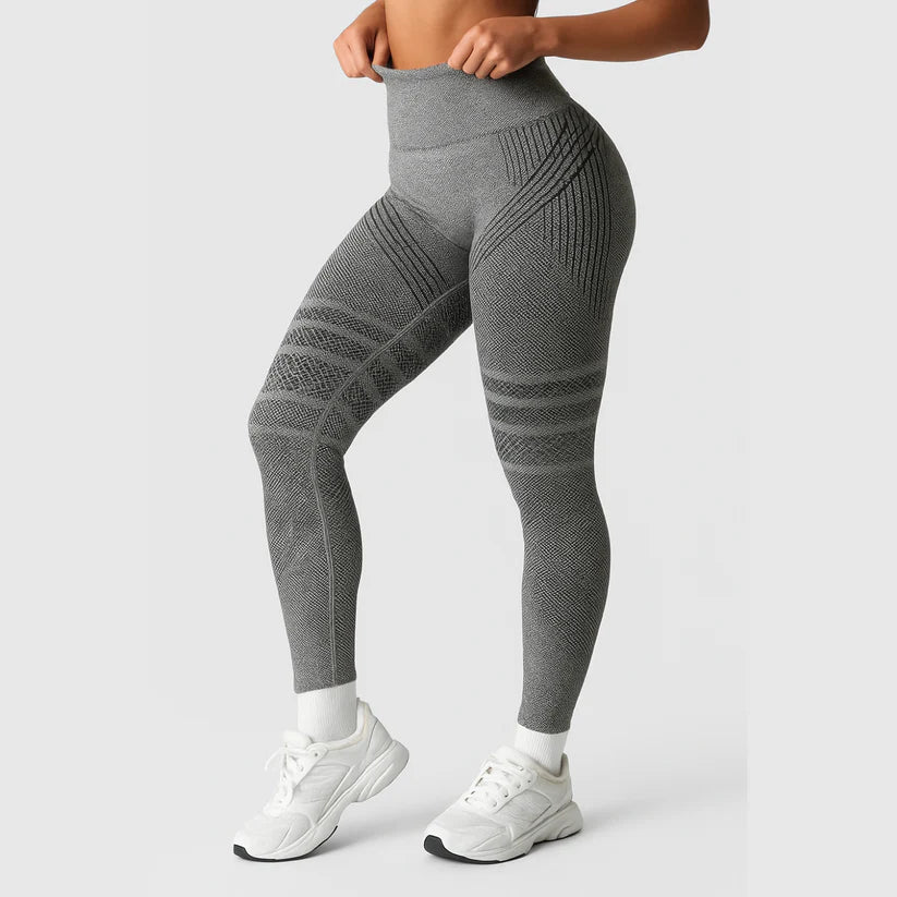 Legging 3D sculptant GlowChicParis porté, coloris gris