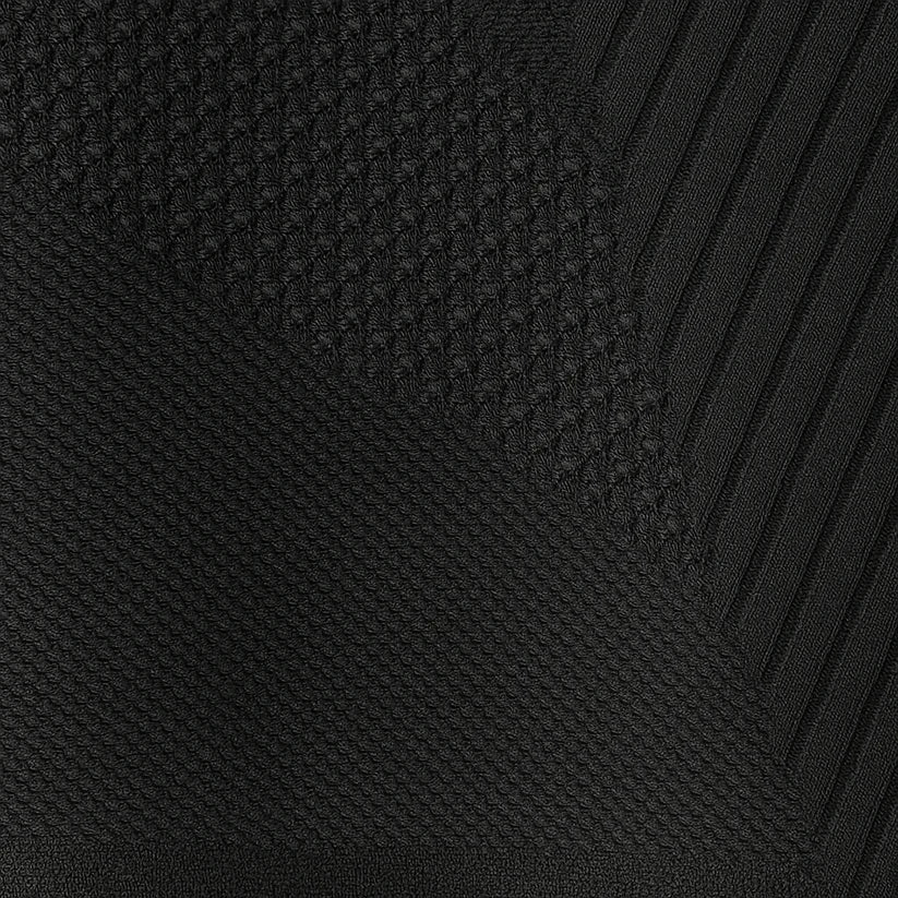 Détail du tricot sans couture du Legging 3D sculptant GlowChicParis